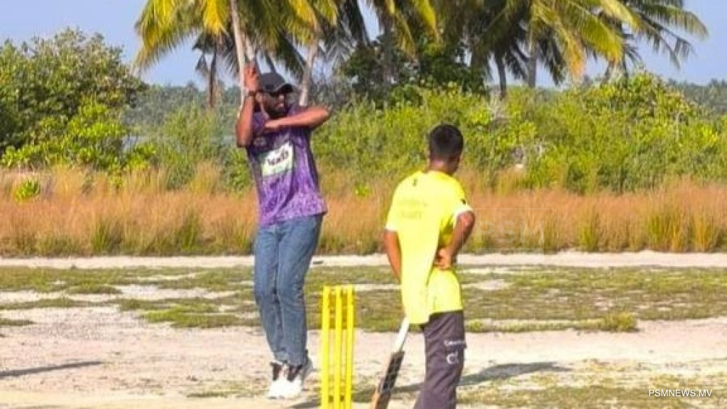 ކުނަހަންދޫ ކުރިކެޓް ކާނިވާ: ޓީމް ޑީއެކްސް އަދި ޓެން ސްޓާޒްއަށް މޮޅެއް