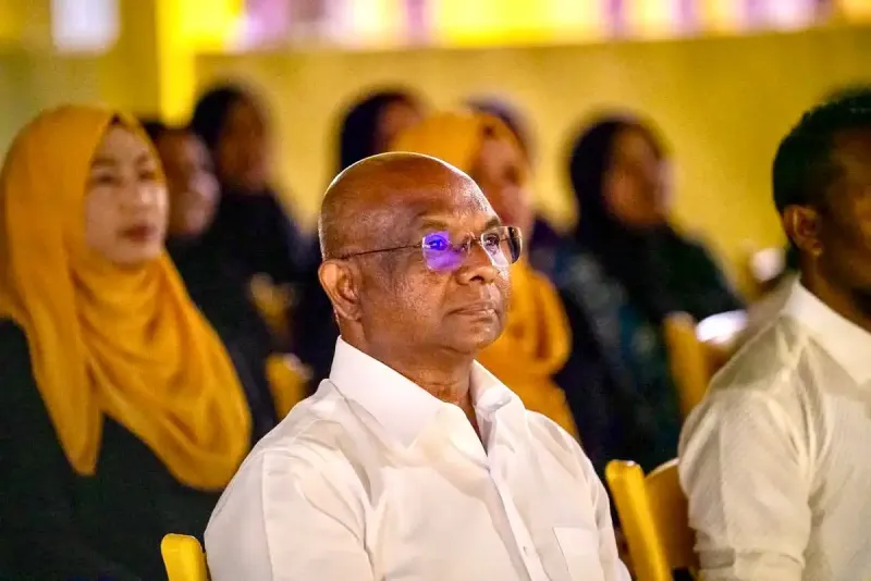 އަންހެނުންގެ ދުވަހުގެ މުނާސަބަތުގައި ޝާހިދު، ޕާޓީގެ އަންހެން ކެންޑިޑޭޓުންނާ ބައްދަލުކުރައްވައިފި