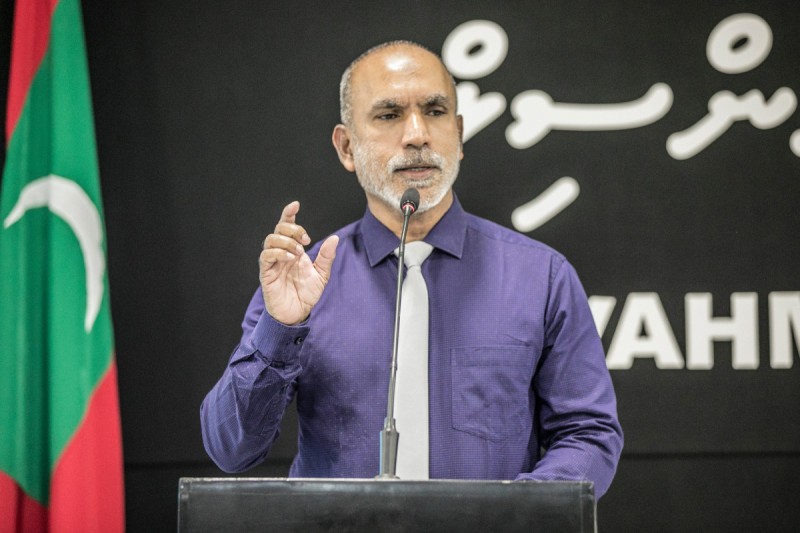 ދިގުތާރީޚު އޮންނަ މިސްކިތްތައް އާސާރީ ތަންތަނުގެ ގޮތުގައި ކަނޑައަޅައި، ރައްކާތެރިކޮށް ބަލަހައްޓަން ޖެހޭ: ކުރީގެ އިސްލާމިކް މިނިސްޓަރު ޑރ. ޒާހިރު