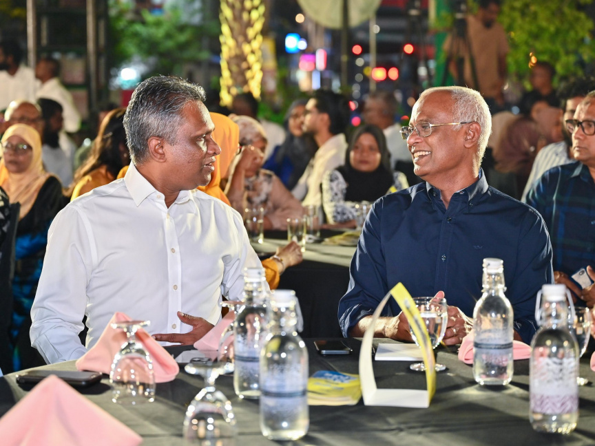 ގެންނާނީ ފަހި ދިރިއުޅުމަކާއި ވިޔަފާރިއަށް ފަހި، ރައްޔިތުން ބާރުވެރި މާލޭ ސިޓީއެއް: އާޒިމް