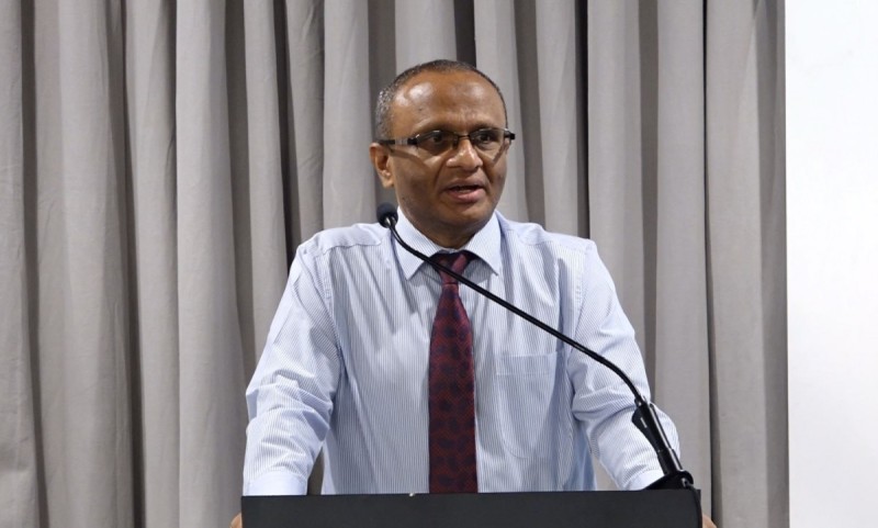 އަތޮޅު ކައުންސިލު އުވާލައި، އަތޮޅުތައް ހިންގަން އުފެއްދި މިނިސްޓްރީ ވެސް އުވާލައިފި، ވީމާ އަތޮޅުތައް އިދާރީ ދާއިރާއެއްގެ ގޮތުގައި ހިންގުމަށް ޤާނޫނީ ހުސްކަމެއް އަންނާނެ: ސުއޫދު