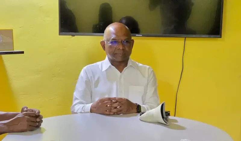 ދޮށީ އުމުރުގެ މީހުންނަށް ދޭ އިނާޔަތް ހުއްޓާލުމަށް، މިސަރުކާރުން ކުރަމުންދާ މަސައްކަތް ހުއްޓާލާ: އަބްދުﷲ ޝާހިދު