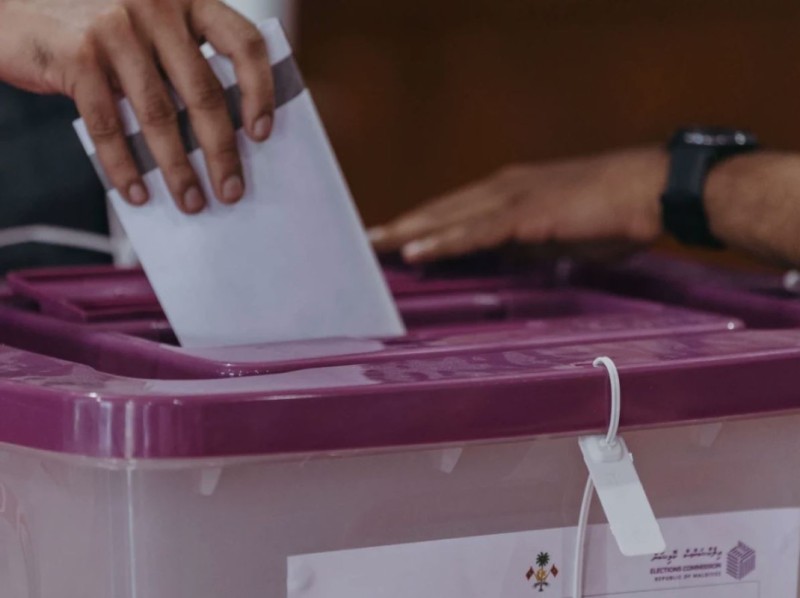 ވޯޓު ލުމުގެ ހައްގު ލިބޭ މީހުންގެ ފައިނަލް ލިސްޓް: އެ ހައްގު ލިބެނީ 294،876 މީހުންނަށް