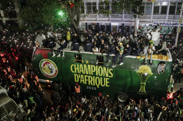 ތަށި އަތުލުމުން ސެނެގޯލް ސަރުކާރުން ކާފްއަށް؛ "ތިއީ ބޮޑު ކޮރަޕްޝަނެއް"