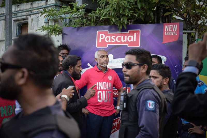 އިންޑިއާ އިން ތެލުގެ އެހީ ހޯދުމަށް މުއިއްޒު ސަރުކާރުން އިން އެދިއްޖެ