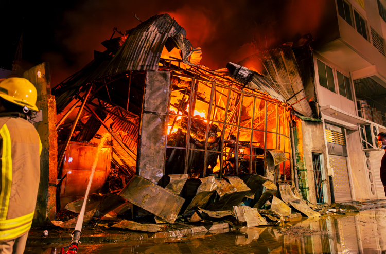 އަލިފާނުގެ ސަބަބުން 4-5 ގެއަކުން މީހުން ނެރެން ޖެހުނު: އެމްއެންޑީއެފް