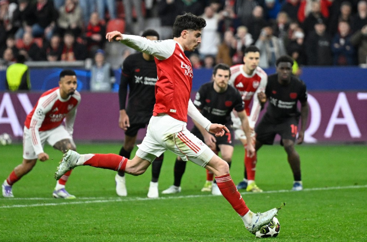 "ސެޓްޕީސް އެފްސީ"، އާސެނަލް ސަލާމަތްވީ ޕެނަލްޓީއަކުން