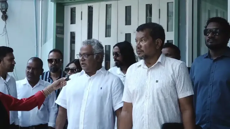 ފެންނަ ނުފެންނަ ވޯޓުގެ މައުލޫމާތާއި ވޯޓުލާންޖެހޭ ސަބަބު އާންމުންނަށް ކިޔައި ދޭން ޖެހޭނެ ކަމަށް އިލެކްޝަނުން ގަބޫލެއް ނުކުރޭ: ނިޔާޒު