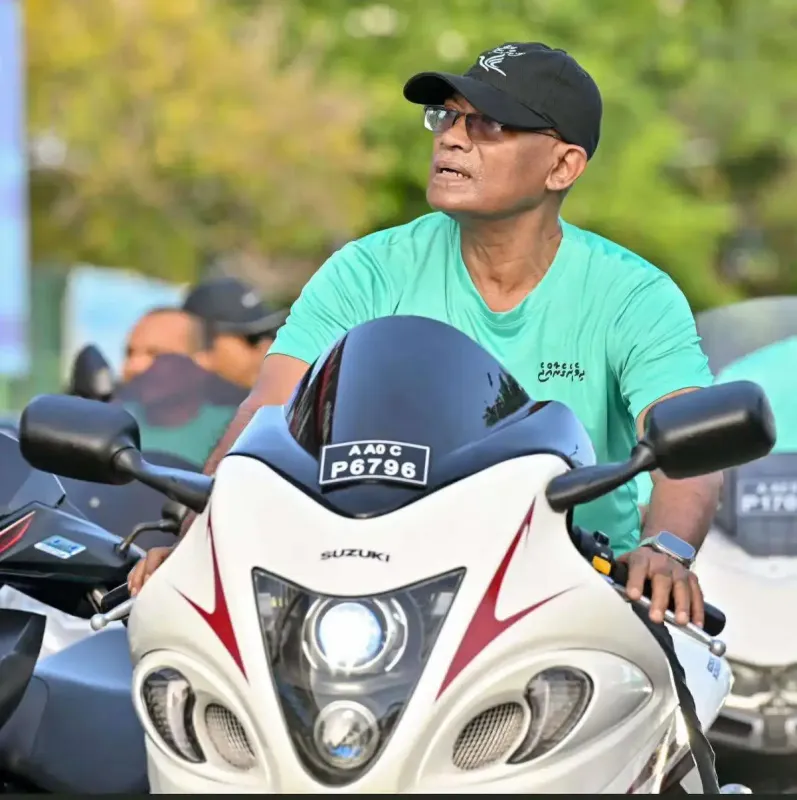 ސައިކަލް ބުރުގައި މޫސާ އަލީ ޖަލީލު އަރާ އިންނެވި ސައިކަލުގެ ވެރިފަރާތަކީ ކަސްޓަމްސް - އަހަރީ ފީ މުއްދަތު ހަމަވެފައި