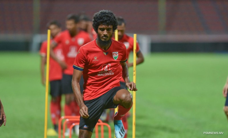 ތަޖުރިބާކާރު ކުޅުންތެރިން ހިމަނައިގެން ގައުމީ ޓީމު އެކުލަވާލައިފި