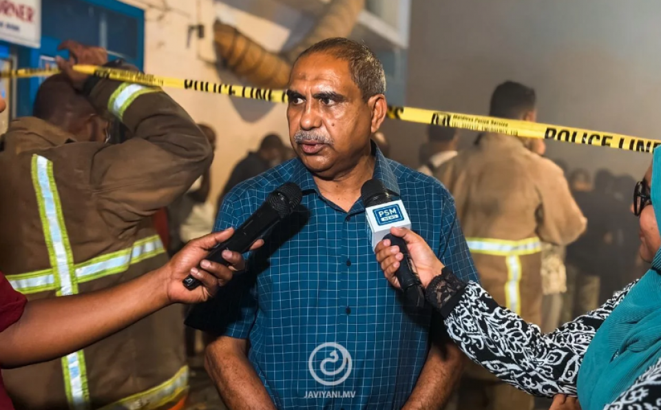 އަލިފާނާއި ގުޅިގެން އިންތިހާބުގެ ކަންކަމަށް ބުރުލެއް ނާރާނެ: އީސީ