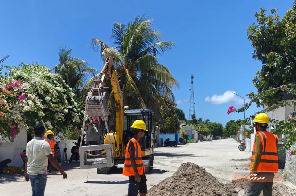 ޒަމާނީ ފެންވަރަށް ވާދޫގެ މަގުތައް ތަރައްގީ ކުރަން ފަށައިފި
