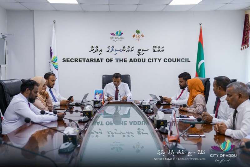 އެފްއެސްއެމް ނެތުމުން އައްޑޫގައި ތެޔޮ އަގުބޮޑު، ޚިދުމަތް ގާއިމުކޮށްދޭން ކައުންސިލުން ގޮވާލައިފި