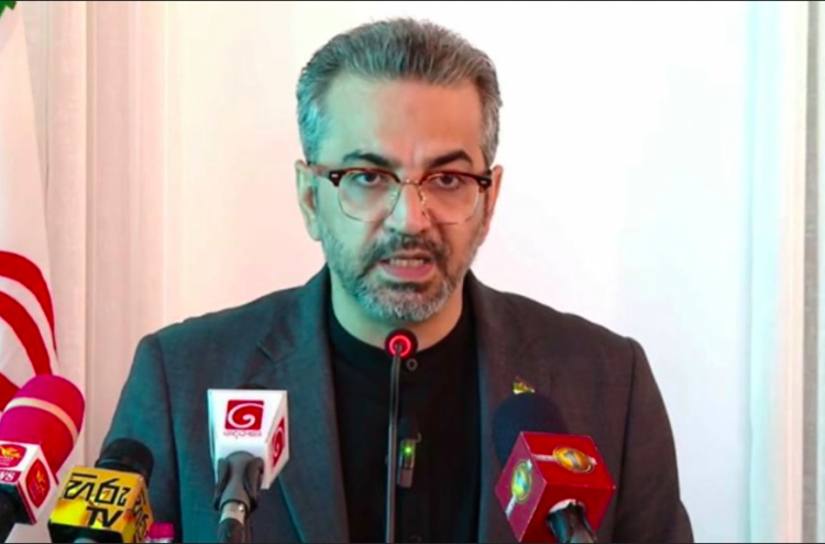 ލަންކާއަށް ބޭނުންވާ ތެޔޮ ފޯރުކޮށްދޭނަން: އީރާން