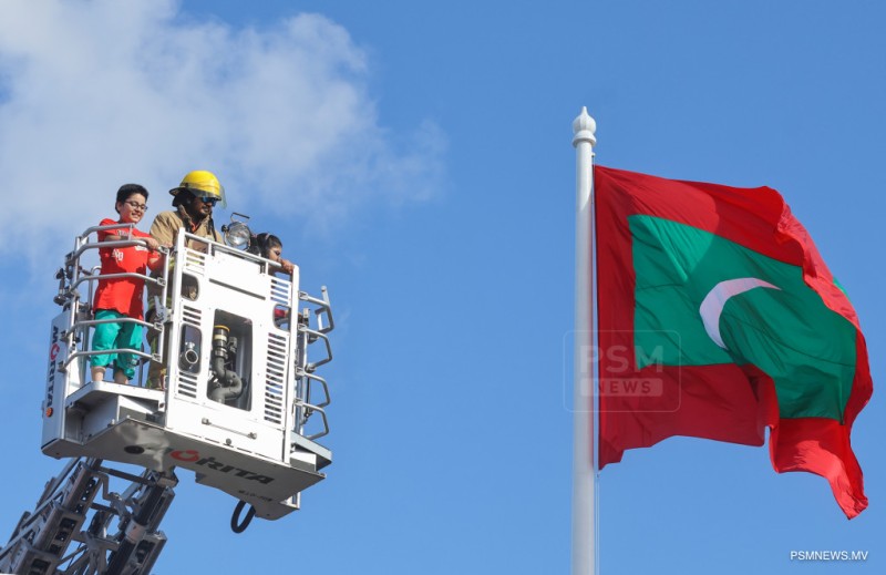 ފޮޓޯ: ޢީދު ހަވީރު 1447: ސަލްޓަން ޕާކާއި ޖުމްހޫރީ މައިދާނުގައި ބޭއްވި ކުޑަކުދިންގެ ހަވީރު