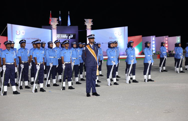 ޕޮލިސް ކޮމިޝަނަރުގެ މަގާމަށް ކުރިމައްޗެއް ނުލި، ބުރާސްފަތި ދުވަހުގެ ނިޔަލަށް މުއްދަތު އިތުރުކޮށްފި!