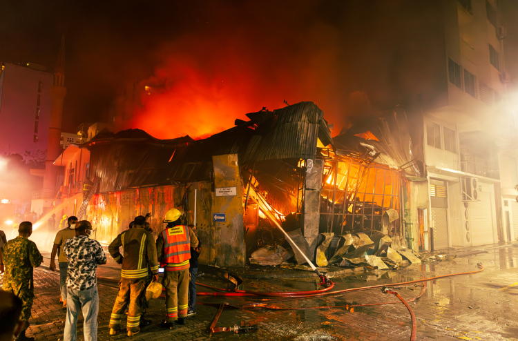 އަލިފާނުގެ ސަބަބުން 10 ގެއެއްގެ 77 މީހަކަށް ވަގުތީ ބޯހިޔާވަހިކަން