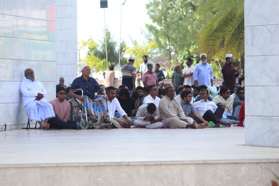 ޢީދު ދުވަހަކީ اللهއަށް ޝުކުރުކޮށް، ތަކުބީރުގެ އަޑު އުފުލާންވީ ދުވަސް: އީދު ޚުޠުބާ