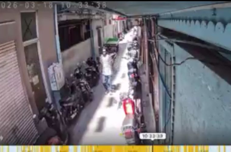 ގ. ހިޔާ ރޯދީގައި ރޯވުމުގެ އިރުކޮޅެއް ކުރިން މީހަކު ވަންނަ ވީޑިއޯއެއް އާއްމުވެއްޖެ