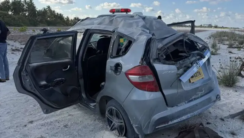 އައްޑޫ ސިޓީގެ ހިތަދޫގައި ހިއްކި ސަރަހައްދުގައި ހިނގި އެކްސިޑެންޓުގައި އަނިޔާވި ޑްރައިވަރަށް ފަރުވާ ދެމުންދަނީ ވެންޓިލޭޓަރުގައި