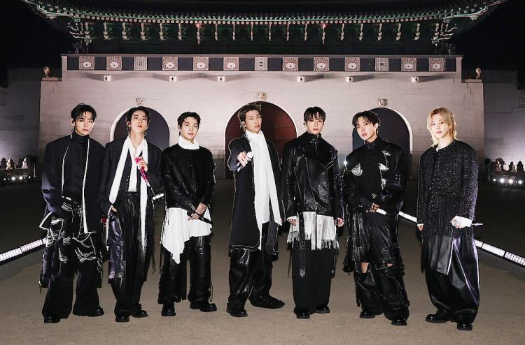 ބީޓީއެސްގެ އާ އަލްބަމުގެ ހަތަރު މިލިއަނެއްހާ ކޮޕީ ފުރަތަމަ ދުވަހު ވިއްކައިފި