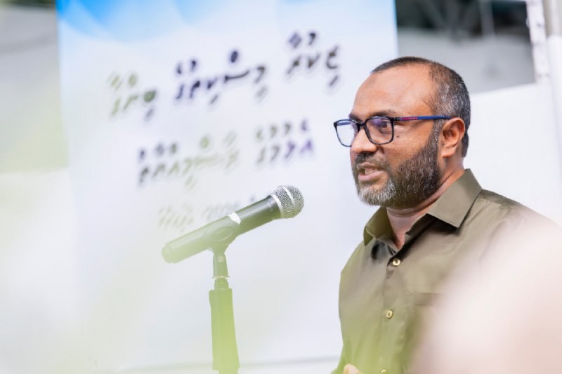 އަގީދާތަކާ ގުޅޭ ކަންކަމުގައި، އިލްމު ލިބިގެންވާ އިލްމުވެރިން ނޫނީ ވާހަކަ ނުދެއްކުމަށް ޝަހީމްގެ ނަސޭހަތެއް