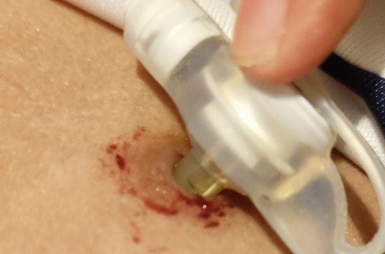 ސިޔާސީ މަންފާއަށް ކުއްޖާގެ ފޮޓޯ ބޭނުން ނުކުރަން އޮމްބަޑްސްޕާސަންގެ އޮފީހުން އެދިއްޖެ