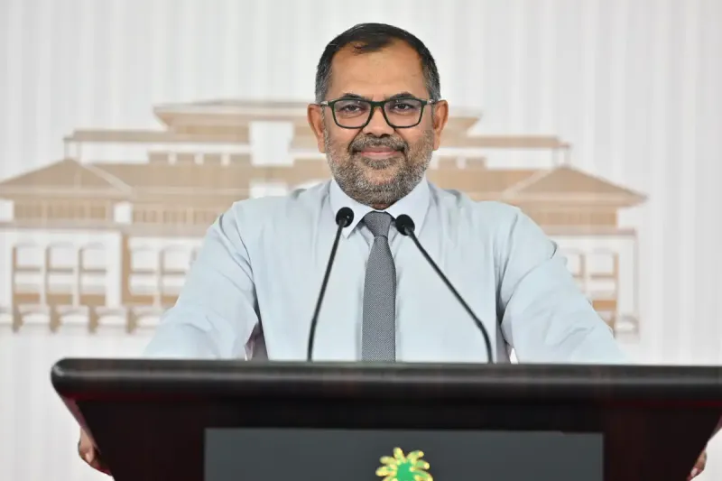 މިއީ ވަޒީފާ އަށް މީހުން ނަގަން ރަނގަޅު ވަގުތަކަށް ނުވިޔަސް، ސަރުކާރު ހިންގަން ދޭން ޖެހޭ ވަޒީފާ ދޭނެ: ޒަމީރު