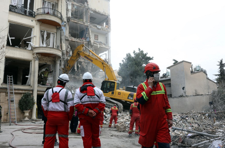 އެމެރިކާގެ 15 ޝަރުތަށް ދެކޮޅުހަދައި އީރާނުން ހުށަހަޅަނީ ފަސް ކަމެއް: އީރާންގެ މީޑިއާ