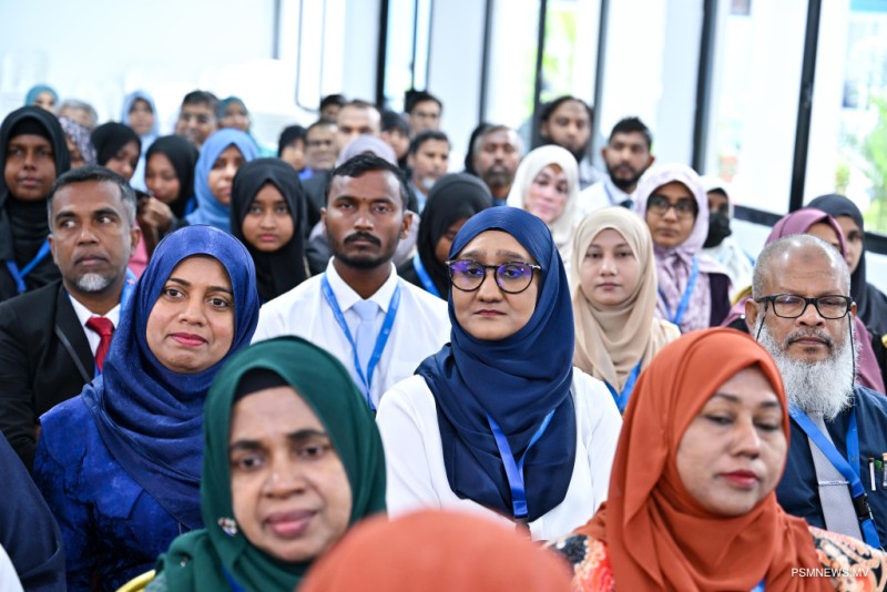 75 އަހަރު ވަންދެން މިހާރު ވަޒީފާގައި ދެމިހުރެވޭނެ