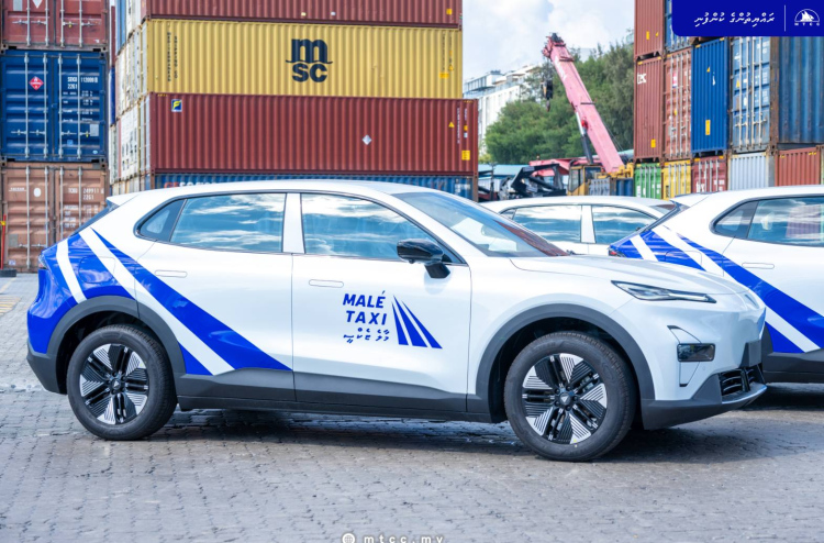 ޓެކްސީ ލައިންގެ ފަސް ކާރު ވިލިމާލޭގައި ދަތުރުކުރާނެ