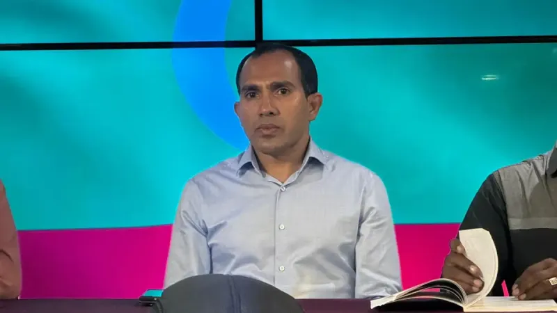 ދެ އިންތިހާބު އެއްކޮށްލައި މުއިއްޒު އުޅުއްވަނީ ރާއްޖޭގެ ވެރިކަމުގެ ނިޒާމު ރަސްކަމަކަށް ބަދަލުކުރަން: މަލީހު