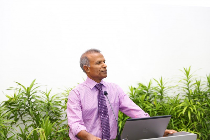 ދިވެހިރާއްޖެ މިހާރު އޮތް ހާލަތުން، ދެ އިންތިޚާބު އެއްކޮށްލުމަކީ ރައްޔިތުންނަށް ފައިދާ ހުރި ކަމެއް ނޫން: ޑރ. ހަސަން ހަމީދު