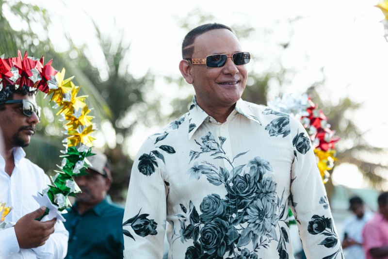 އަސަރާއެކު ސިޔާމް: ރައްޔިތުންގެ މުހުތާދުތައް ފުއްދައިދީ، ހާލުގައި ޖެހިފައިވާ މީހުންނަށް ސަރުކާރުން އެހީވެދީ