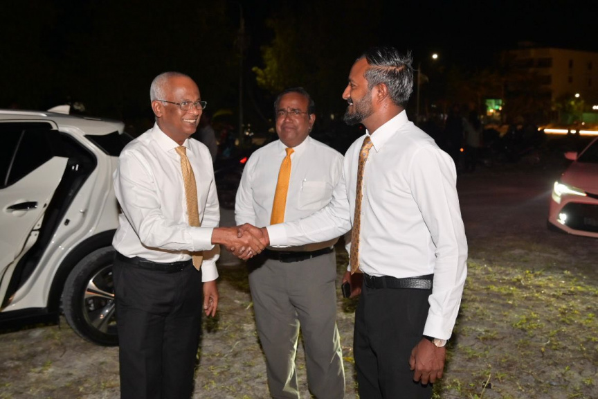 ދެ އިންތިޚާބު އެއްކޮށް ބާއްވައިފިނަމަ، ސަރުކާރު ޖަވާބުދާރީކުރުމުގެ ފުރުސަތު ރައްޔިތުންނަށް އެއްކޮށް ގެއްލޭނެ: ޞާލިޙް