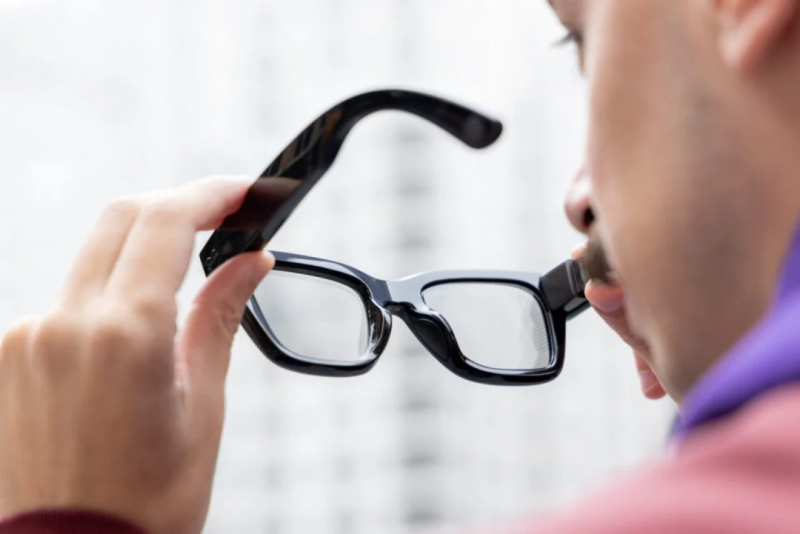 ސްމާޓް އައިނުގެ ރޭހަށް "ނަތިންގް" އިން ނުކުންނަނީ