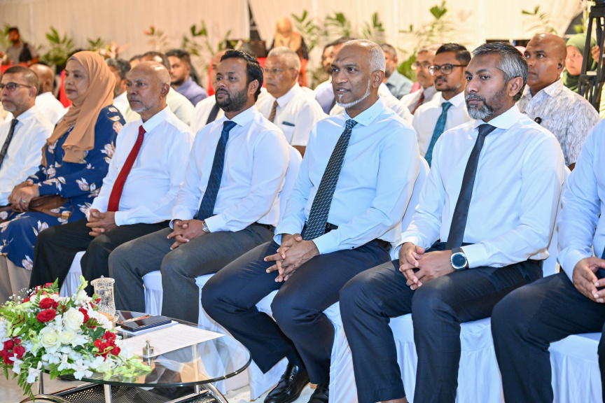 ދެ އިންތިޚާބު އެއްކޮށް ބޭއްވުމުން، އުމުރު ހަމަވާ މަޖިލީހަކާ ހެދި ވަގުތު ބޭކާރުވުން ހުއްޓުވޭ: މުއްތަލިބު