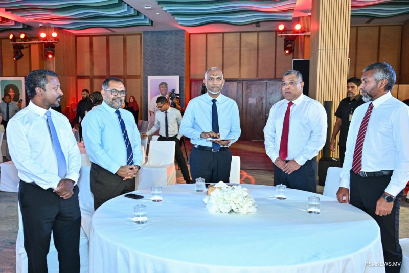 ބީއެމްއެލް ބްރާންޗު އަދި އޭޓީއެމް ވިއުގަ ފުޅާކޮށްފި