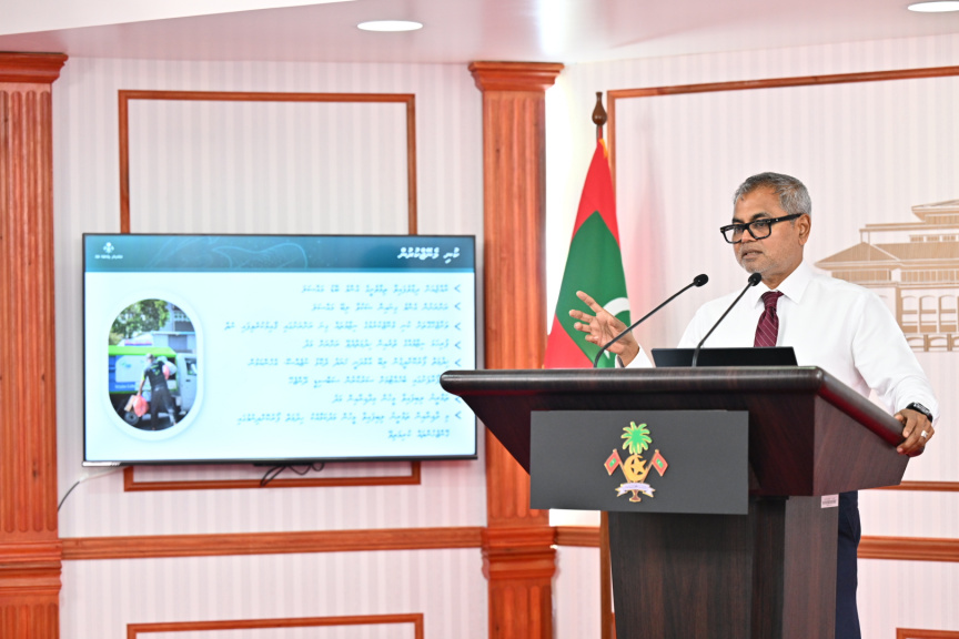 މޫދަށާއި ގޮނޑުދޮށްތަކަށް ކުނި އަޅާ މީހުން ޖޫރިމަނާކުރެވޭ ގަވައިދެއް ހަދަނީ