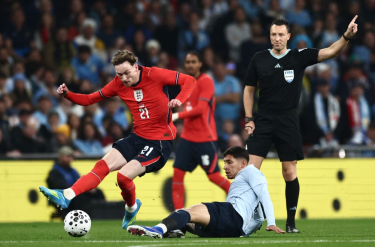 އިނގިރޭސި ޓީމުގައި "މިނީ ވަލްވާޑޭ" އެއް