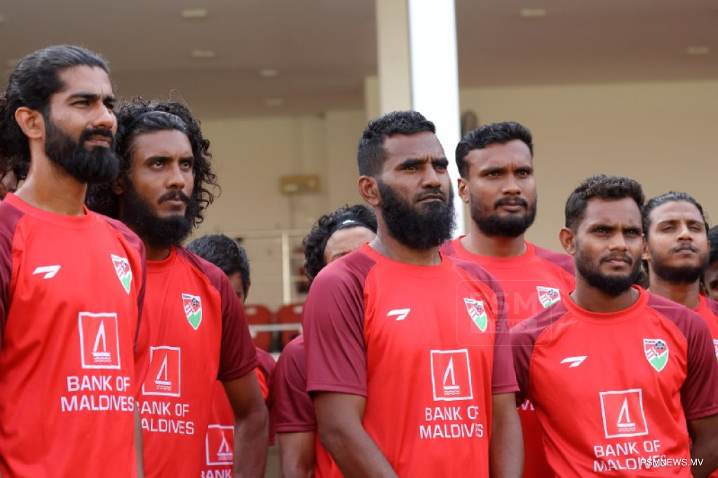 "ތަޖުރިބާހުރި ކުޅުންތެރިން ޓީމަށް ނެގީ ޒުވާން ކުޅުންތެރިންގެ ކުރިއެރުމަށް"