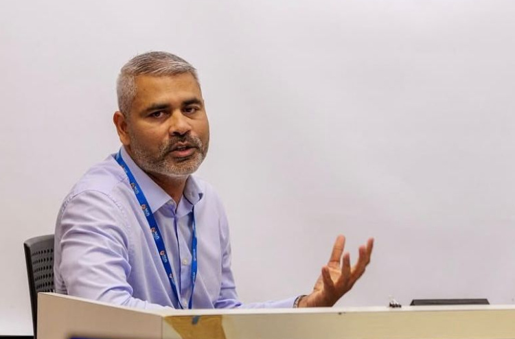 ދެ އިންތިހާބު އެއް ދުވަހެއްގައި ބޭއްވުމުން ގާނޫނުއަސާސީގެ އޮނިގަނޑަށް ބަދަލު އަންނާނެ: ޑރ. ފަލާހު