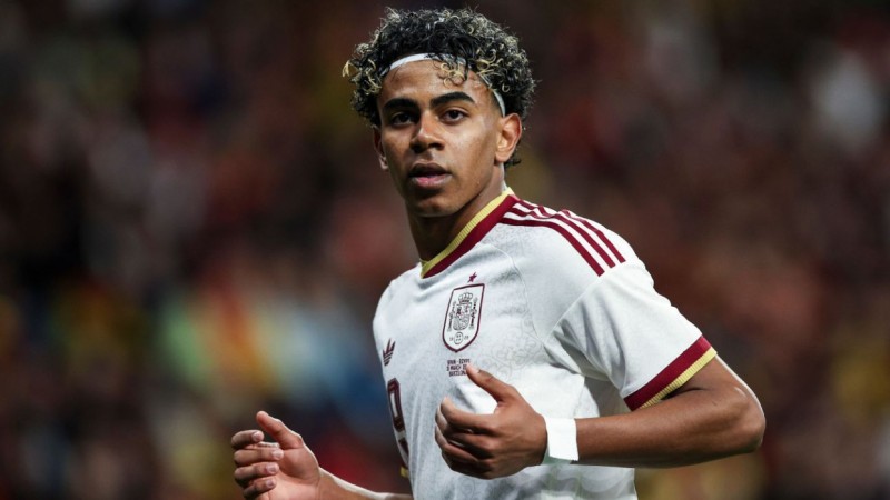 ލަމީން ޔަމާލްގެ ހަރުކަށި ރައްދެއް: ''އިސްލާމްދީނަށް ފުރައްސާރަކުރުން ބަލައެއް ނުގަނެވޭނެ''