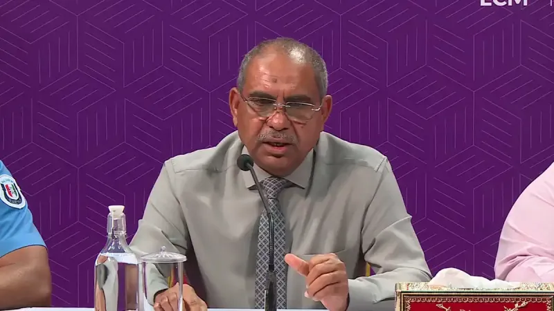 ހޮނިހިރު ދުވަހު ނަގާ ވޯޓުތަކުގައި ކޮންމެ މީހަކަށް ވެސް ދޭނީ އެމީހަކު ވޯޓުލާން ބޭނުންކަމަށް ބުނާ ކަރުދާސްކޮޅު އެކަނި: އީސީ