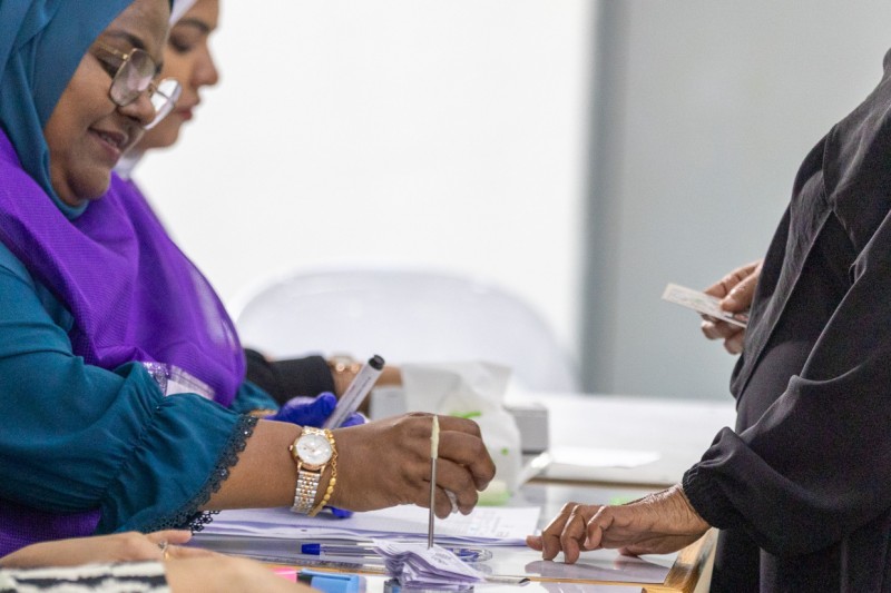 ވަކި ވޯޓެއް ނުލާން ނިންމުމުން, 3 ވޯޓު ކަރުދާސް ދޫނުކުރުން: ގާނޫނީ ވަކީލުން ސިފަކުރީ ނުފޫޒު ފޯރުވުމުގެ ގޮތުގައި!