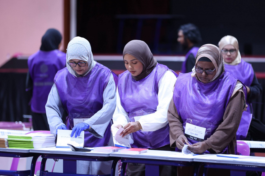 ވަކި ވޯޓެއް ނުލާން ނިންމުމުން, 3 ވޯޓު ކަރުދާސް ދޫނުކުރުން: ގާނޫނީ ވަކީލުން ސިފަކުރީ ނުފޫޒު ފޯރުވުމުގެ ގޮތުގައި!