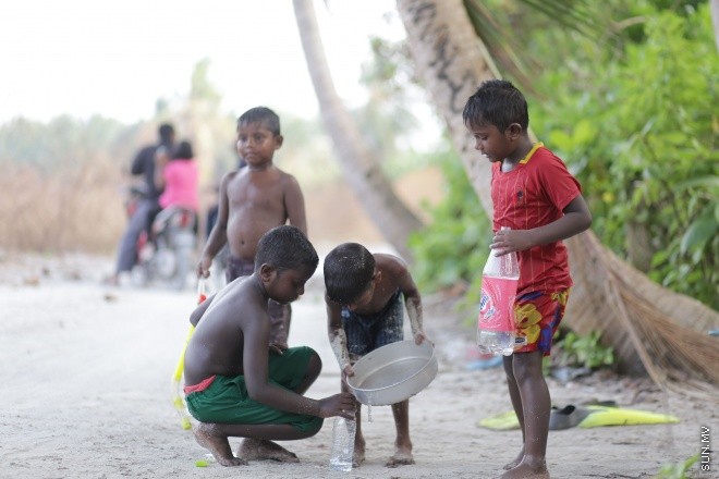 ރާއްޖެ ވަރަށް ހޫނު: ހީޓް ސްޓްރޯކުން ފުރާނަ ސަލާމަތްކުރާނީ ކިހިނެއް؟