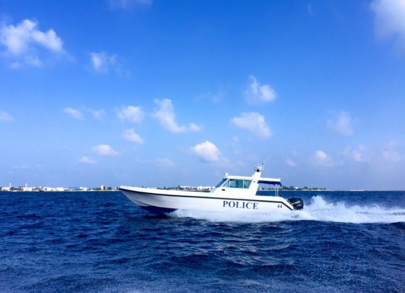 ބޯޓެއް ތެރޭގައި 5 ފިރިހެނުން ހާލު ދެރަވެ، ޚަބަރު ހުސްވެފައި އޮއްވައި ފެނިއްޖެ