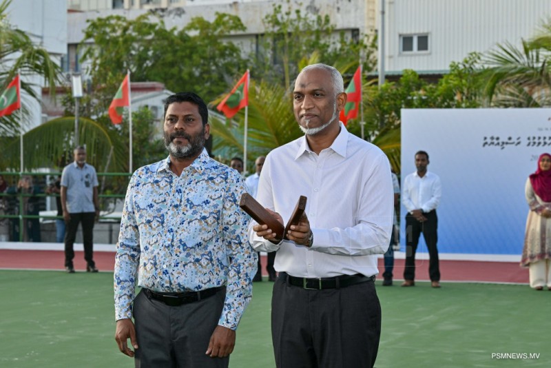 ސްކޭޓިން ކުރިއެރުވުމަށް ރައީސް ދެއްވާ އަހަމިއްޔަތުކަމަށް ވަޒީރުގެ ޝުކުރު