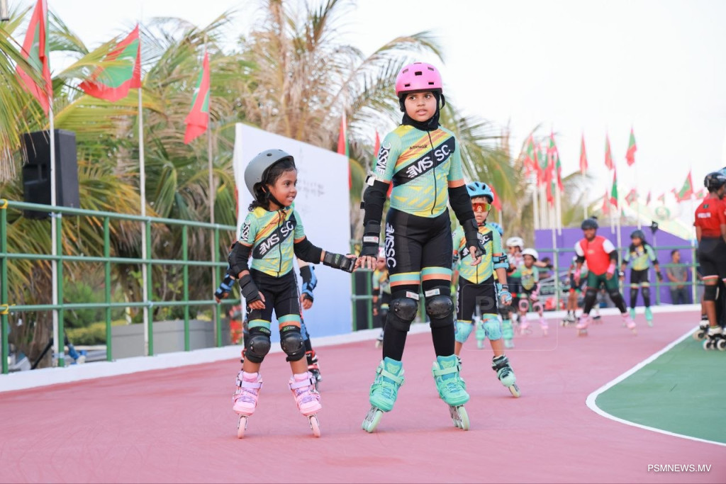 "ފޭސްތަކަކަށް ބަހާލައިގެން ސްކޭޓް ޕާކް އިތުރަށް ތަރައްގީކުރާނެ"